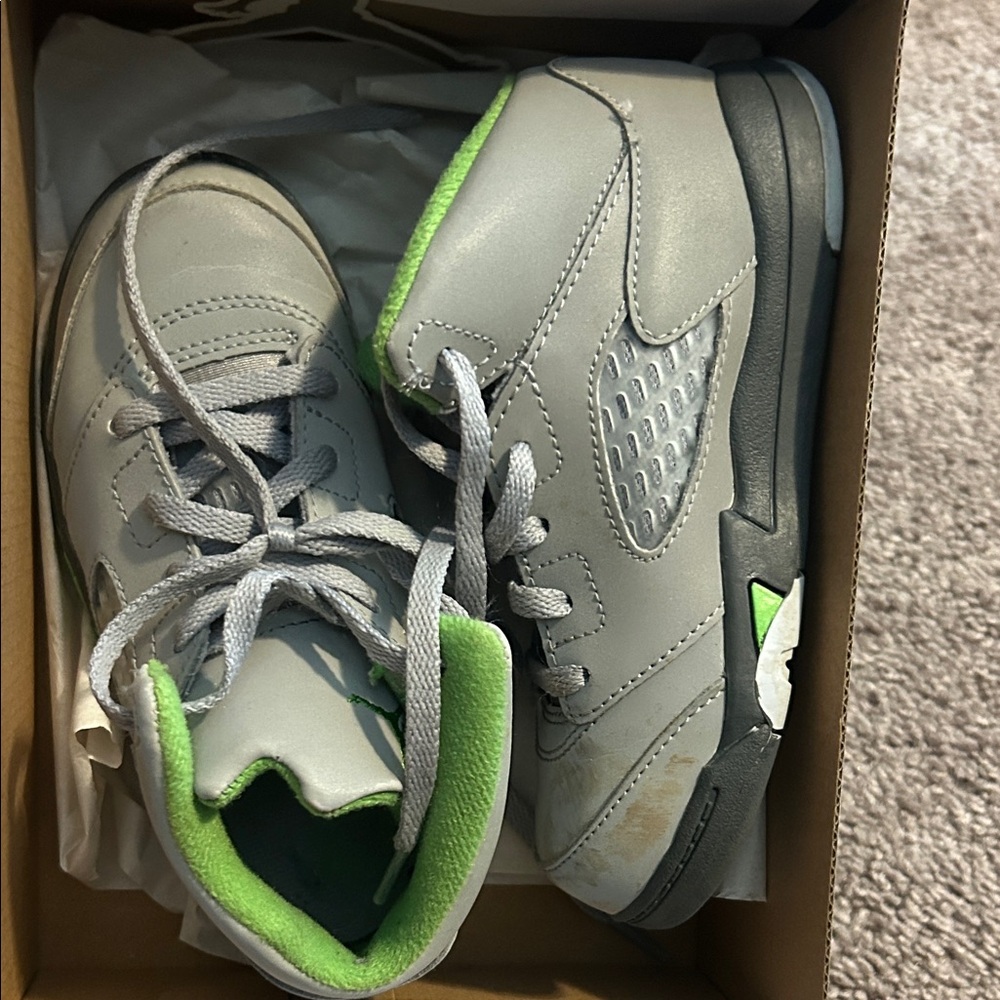 Jordan Kids Sneakers in Gray and Green